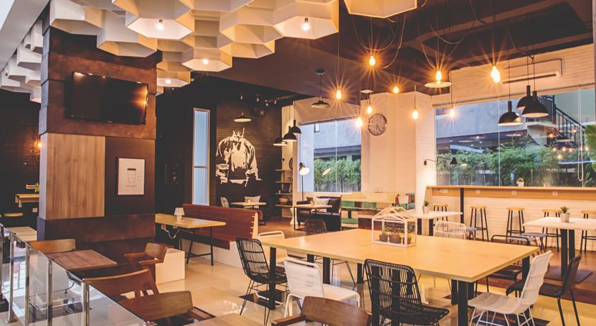Berry Biz Hotel เซมินยัค ภายนอก รูปภาพ
