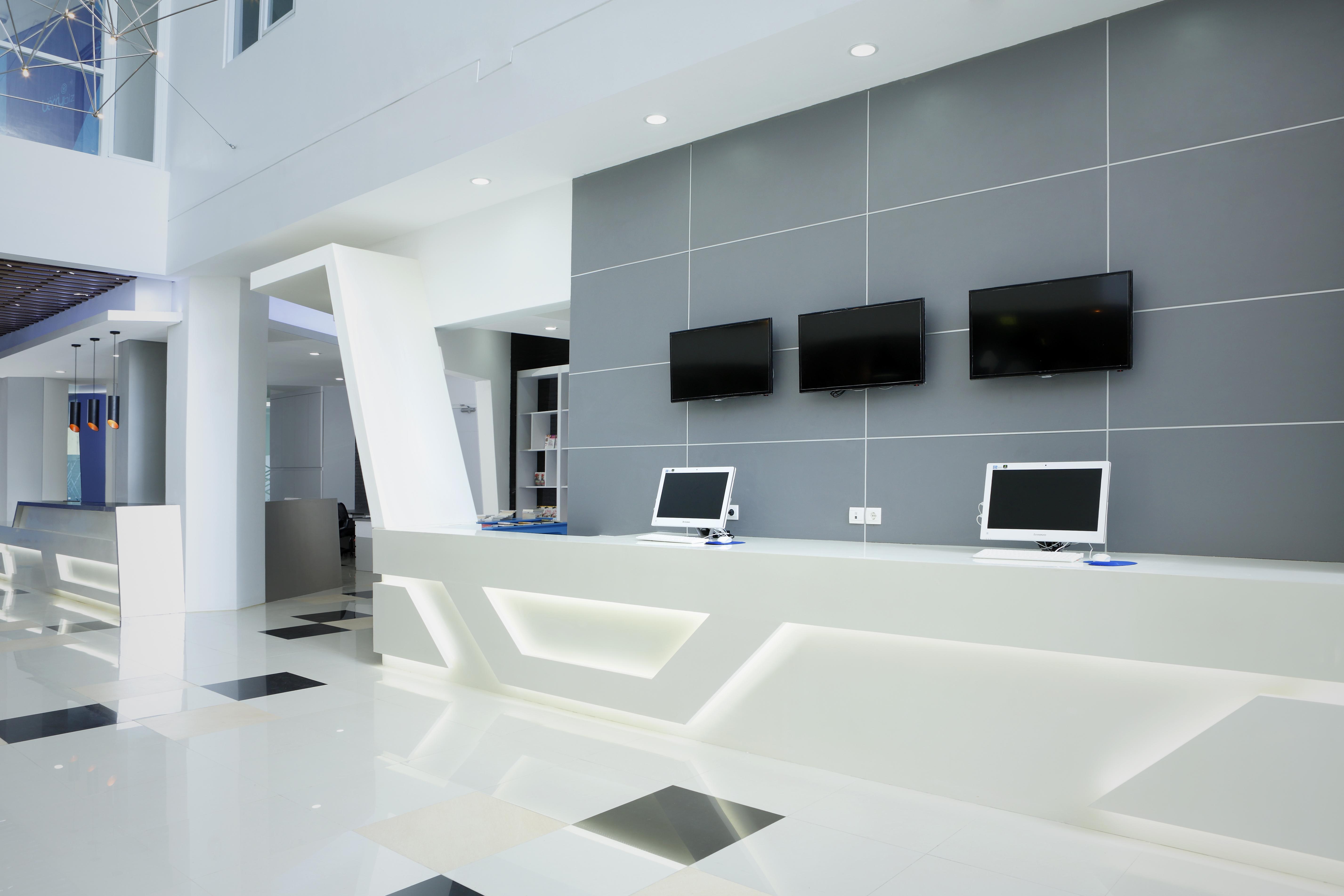 Berry Biz Hotel เซมินยัค ภายนอก รูปภาพ